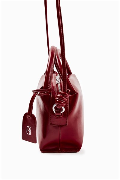 Kırmızı Minimal Logolu Mini Çanta