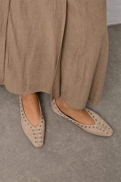 Krem Süet Sivri Burun Babet