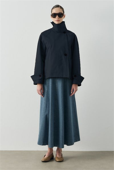 Lacivert Kutu Form Crop Gabardin Trenç