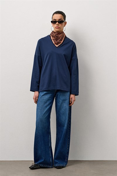 Lacivert V Yaka Uzun Kollu Basic T-Shirt