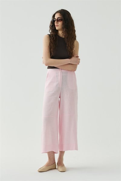 Pembe Kesik Detaylı Crop Keten Pantolon
