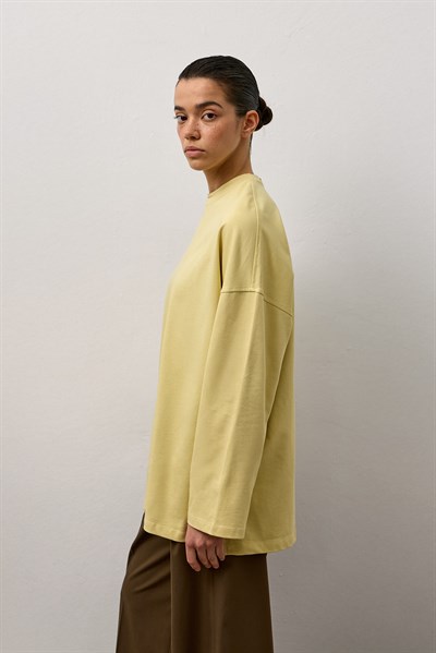 Sarı Oversize Kesim Uzun Kollu Basic T-Shirt