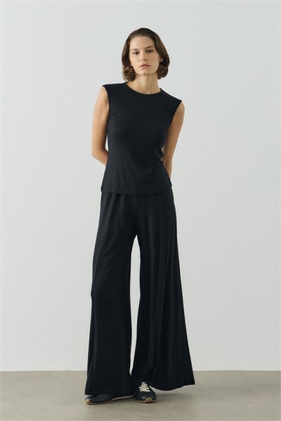 Siyah Basic Sıfır Kol Body
