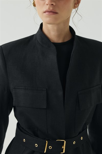 Siyah Cep Detaylı Kemerli Keten Blazer