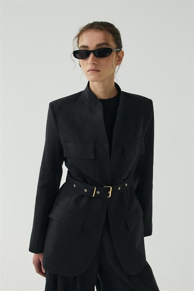 Siyah Cep Detaylı Kemerli Keten Blazer
