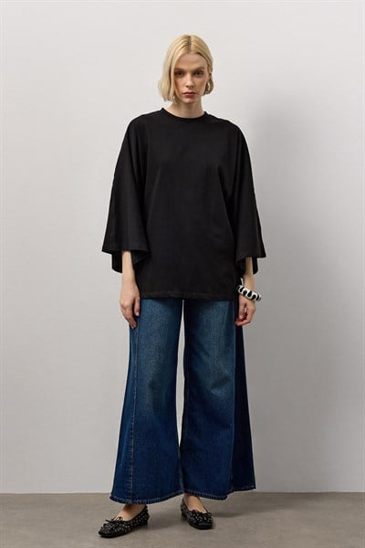 Siyah Geniş Kollu Uzun Basic T-Shirt