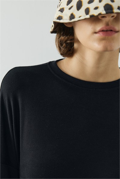 Siyah Oversize Uzun Kol Basic Body