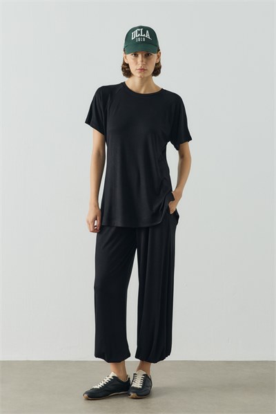 Siyah Reglan Kol Basic Kısa Kol Body