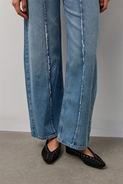 Siyah Süet Sivri Burun Babet