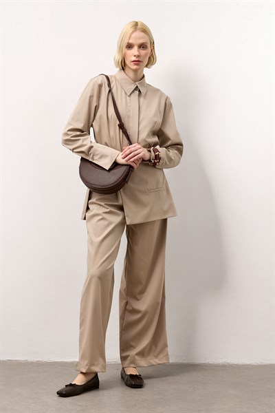 Taş Çıkarılabilir Kapak Detaylı Yüksek Bel Pantolon