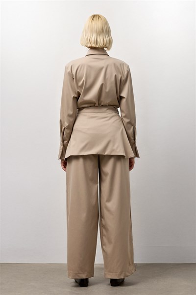 Taş Çıkarılabilir Kapak Detaylı Yüksek Bel Pantolon