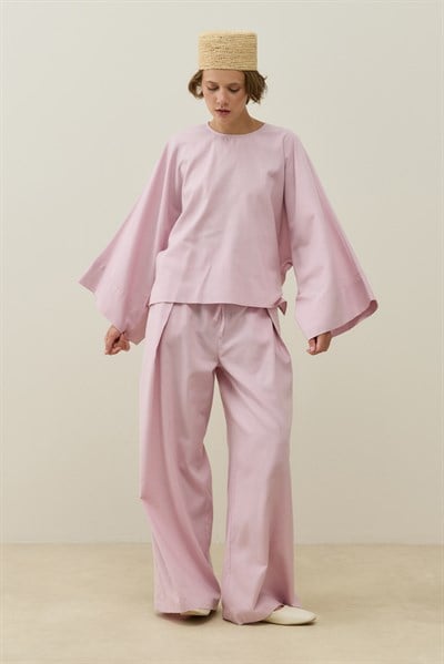 Toz Pembe Yarasa Kol Detaylı Mini Keten Bluz