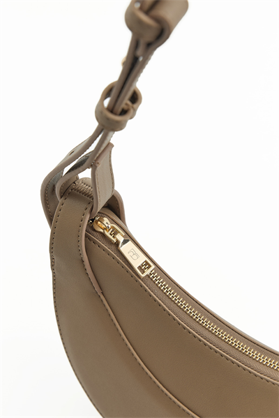 Vizon Deri Çapraz Çanta