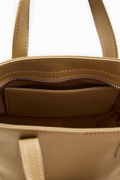 Yağ Yeşili Püskül Detaylı Mini Tote Çanta