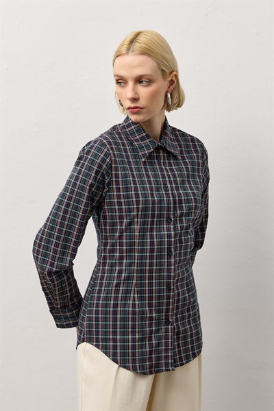 Yeşil Belden Oturmalı Ekose Gömlek