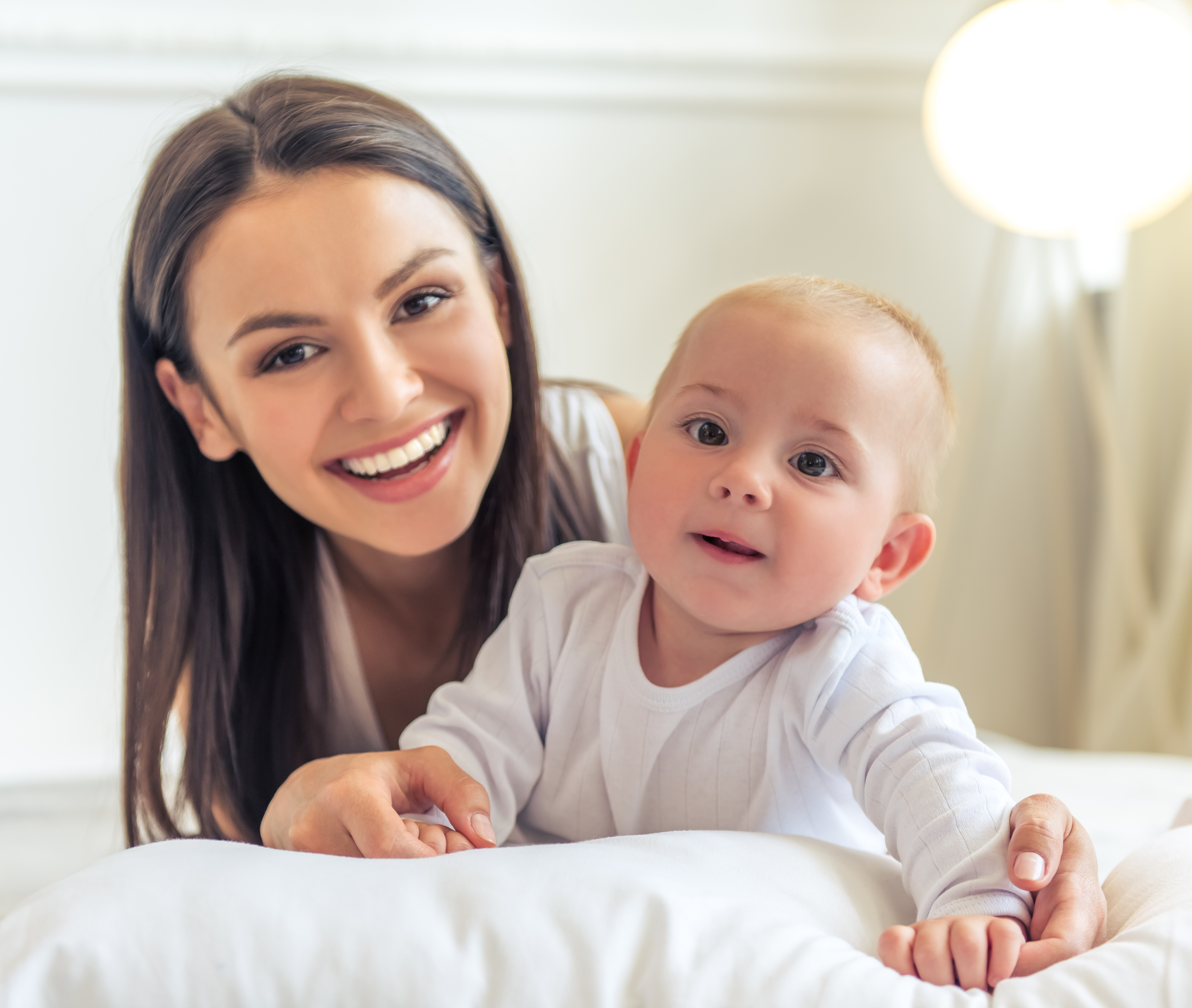Mutlu anne ve bebek için banyo ve bakım ürünleri