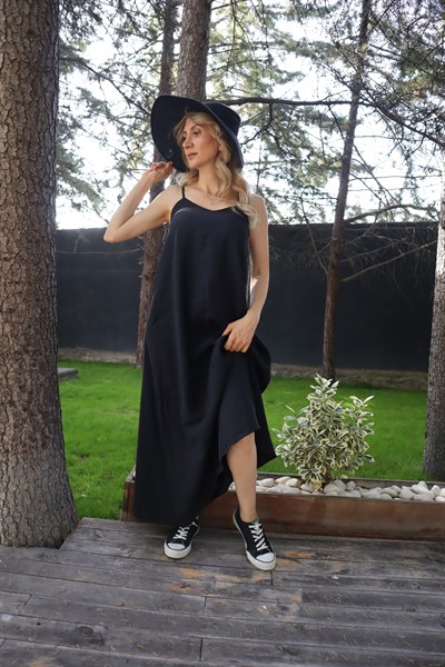KADIN SİYAH  İNCE ASKILI UZUN ELBİSE CREP KUMAŞ