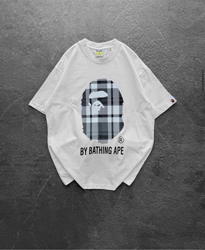 BEYAZ GRİ KARE BAPE TSHİRT