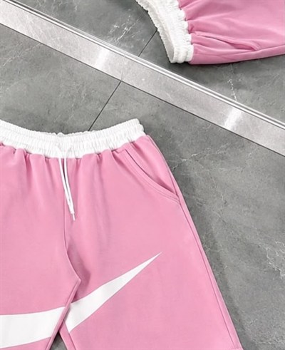 PEMBE ORTA BİG NİKE ŞORT