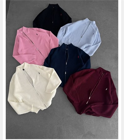 SİYAH POLO TRİKO HIRKA