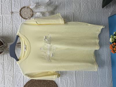 NAKIŞLI KISA KOLLU TSHİRT SARI