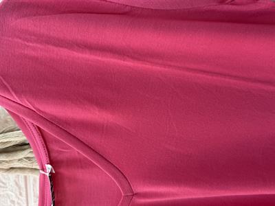 V YAKA PEMBE TSHİRT