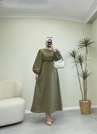 3667 - Ponpon Elbise - Yeşil