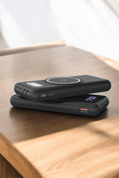 10.000 Mah Powerbank 4 Portlu Hızlı Şarj Dijital Göstergeli