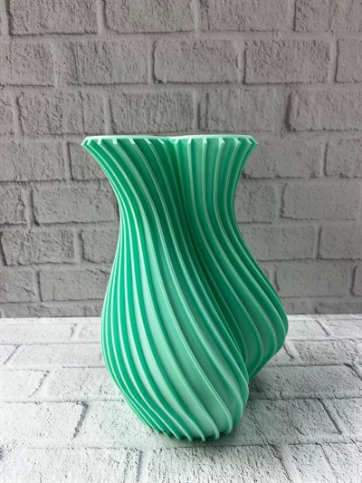 24 cm Turkuaz Kalp Formlu Büyük Boy Vazo Estetik Dekor Ürünü