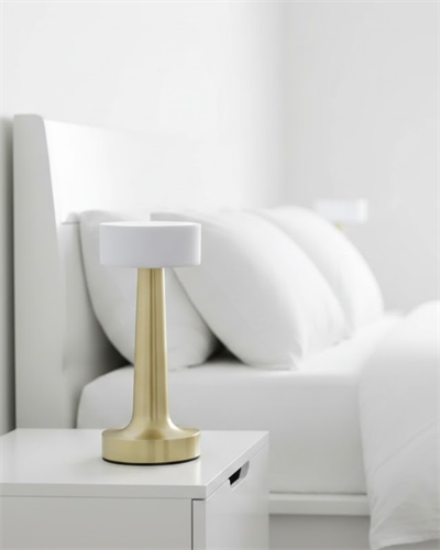 3 Renk Ayarlı LED Masa Lambası Dimmerli Modern Tasarım