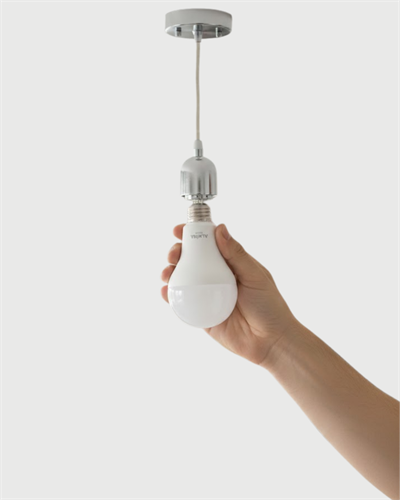 30W Şarjlı LED Ampul E27 Duy %80 Enerji Tasarruflu Soğuk Beyaz