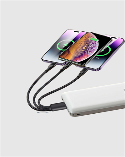 3’ü 1 Arada Hızlı Şarj Kablosu iOS Android Type-C Uyumlu ve Dayanıklı