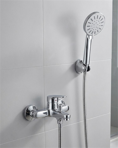 4 Kademeli Krem Duş Seti El Duşu Başlığı Spiral Hortum ve Duvar Askısı