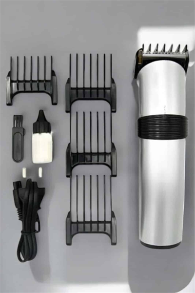 4 Taraklı Profesyonel Şarjlı Saç ve Sakal Kesme Tıraş Makinesi Seti