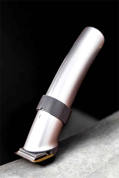 4 Taraklı Taşınabilir Profesyonel Saç ve Sakal Kesme Tıraş Makinesi