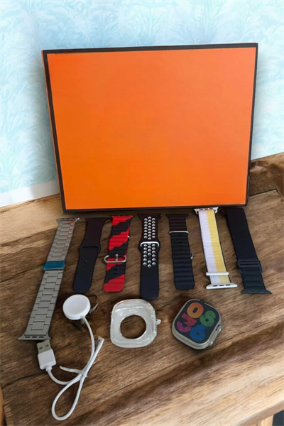 Akıllı Saat 7 Farklı Kordonlu Arama Cevaplayan Bildirim GPS Özelliği