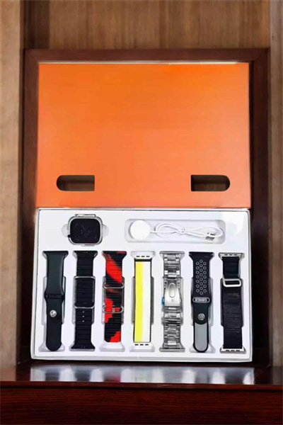 Akıllı Saat 7 Kordonlu Bildirim Görebilen Metal Kordon GPS Özelliği