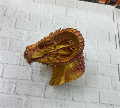 Altın Kırmızı Ejderha Figürü