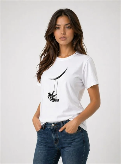 Astronot Ay Temalı Tişört Kısa Kol Yazlık Bisiklet Yaka T-Shirt - Beyaz
