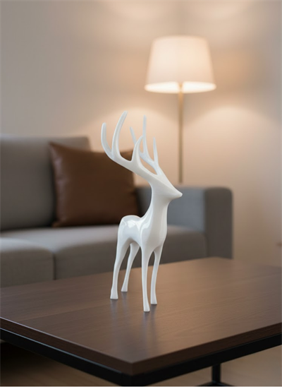 Beyaz Dekoratif Geyik Figürü Şık Ev Aksesuarı