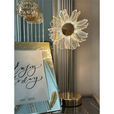 Çiçek Tasarımlı LED Masa Lambası