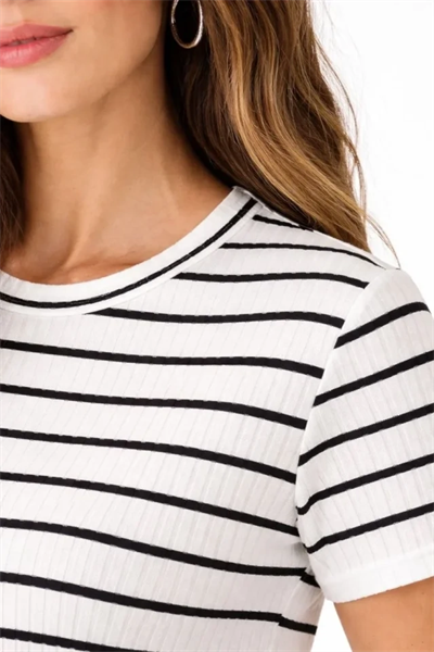 Çizgili Yazlık Triko T-Shirt Bisiklet Yaka Rahat Kalıp Tişört - Beyaz