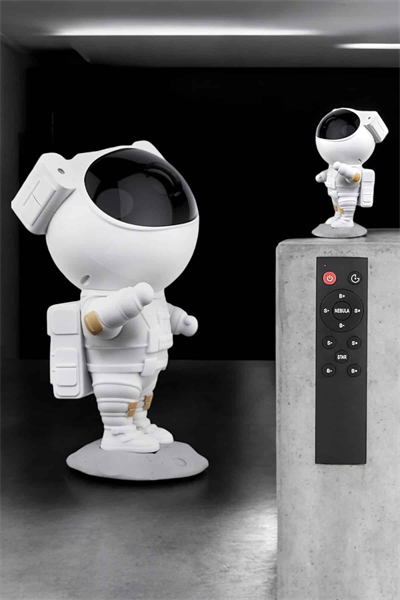 Çocuklara Özel Projeksiyon Astronot Lamba Speaker Sevimli