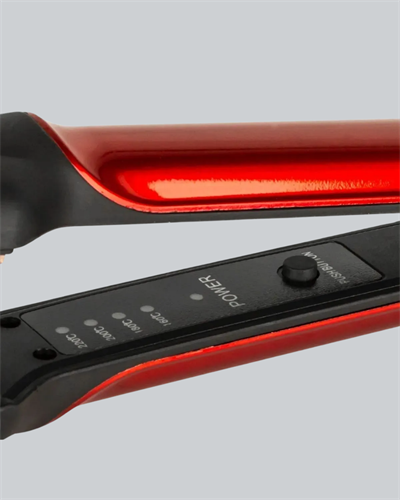 Çok Yönlü Kullanım Sunan Saç Düzleştirici – Düzleştirici ve Hacim Verici