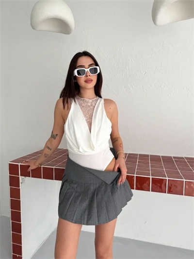 Dantel Detaylı Derin Dekolte Body Şık Kolsuz Yazlık Bodysuit - Beyaz