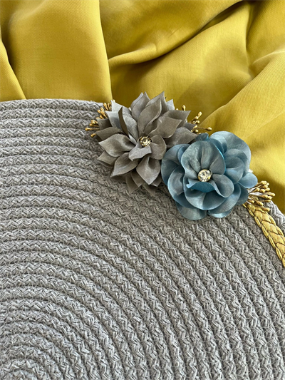 DecoHandy 39cm Çiçekli Jüt Örme Supla Amerikan Servis