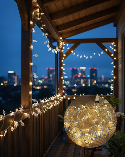 Dekoratif Gümüş Yaprak LED Aydınlatma Pilli Şık Ortam Işığı