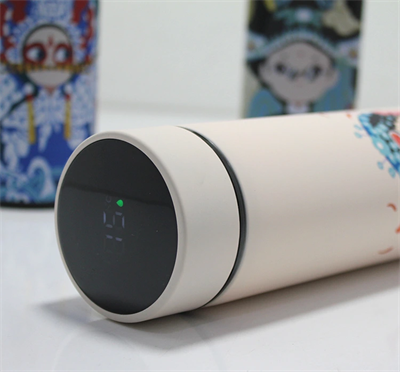 Dijital Göstergeli Paslanmaz Çelik Termos