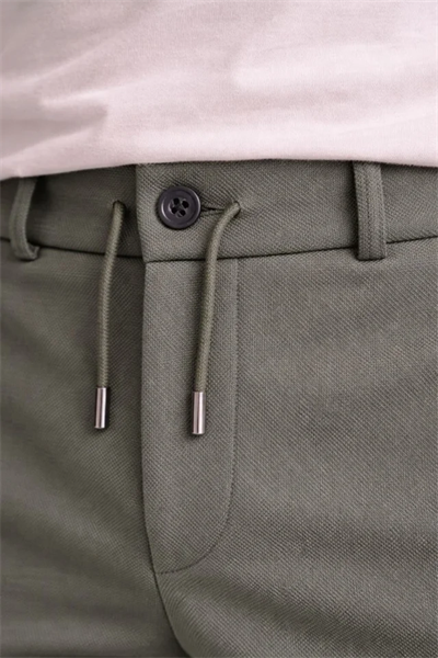 Erkek Diagonel Mikro Dokulu Duble Paça Cepli Pantolon Bağcıklı Bel, Modern Kesim - Haki