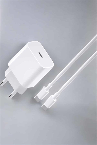 İOS Uyumlu Type-C Girişli Hızlı Şarj 15/15 Pro Max Adaptör ve Kablosu